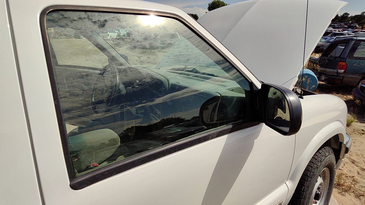 1995-2005 S10 Blazer Passenger Right Front Side Window Door Glass Oem 15724372