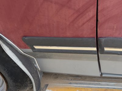 1987-1991 Ford F150 Driver Left Moulding From Fender Oem Trim Strip