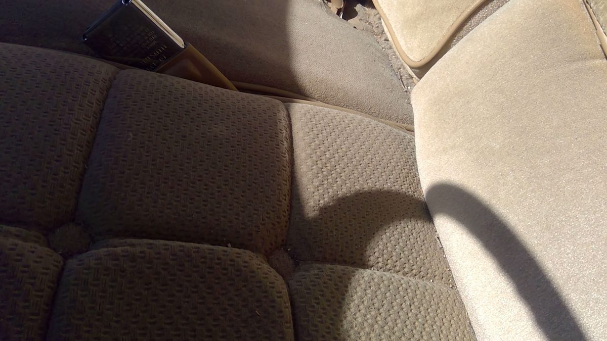 1980-1985 Olds 88 Driver Left Front Seat Belt Buckle Female Receiver Oem Tan