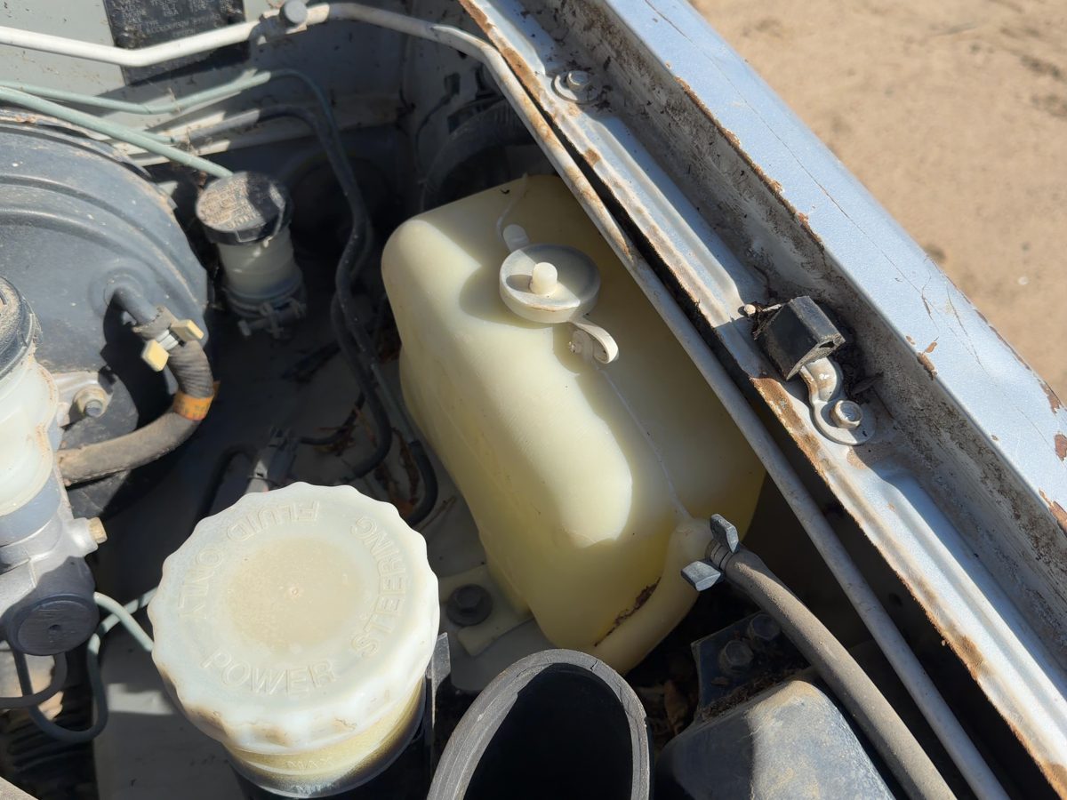 1991 Isuzu Pup Coolant Reservoir Radiator Overflow Tank Bottle Oem 2.6L