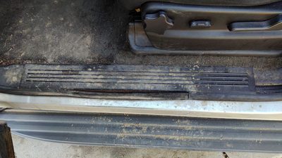 2010 Chevy Tahoe Driver Left Lower Kick Trim Panel Oem Black