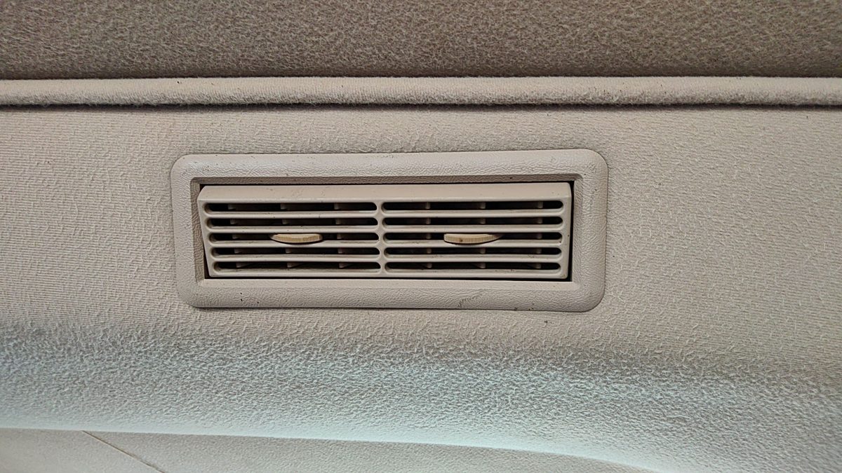 1994 Chevy Suburban Rear Overhead Vents Heater Ac Oem Set Tan