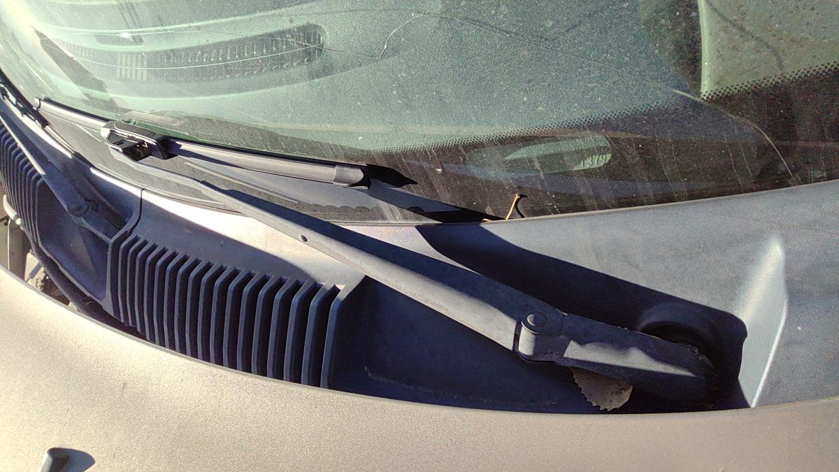 2003-2010 Ford Explorer Driver Left Windshield Wiper Arm Oem Blade Lever