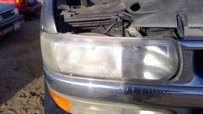 2001 Chevy Tahoe Headlamp Assembly