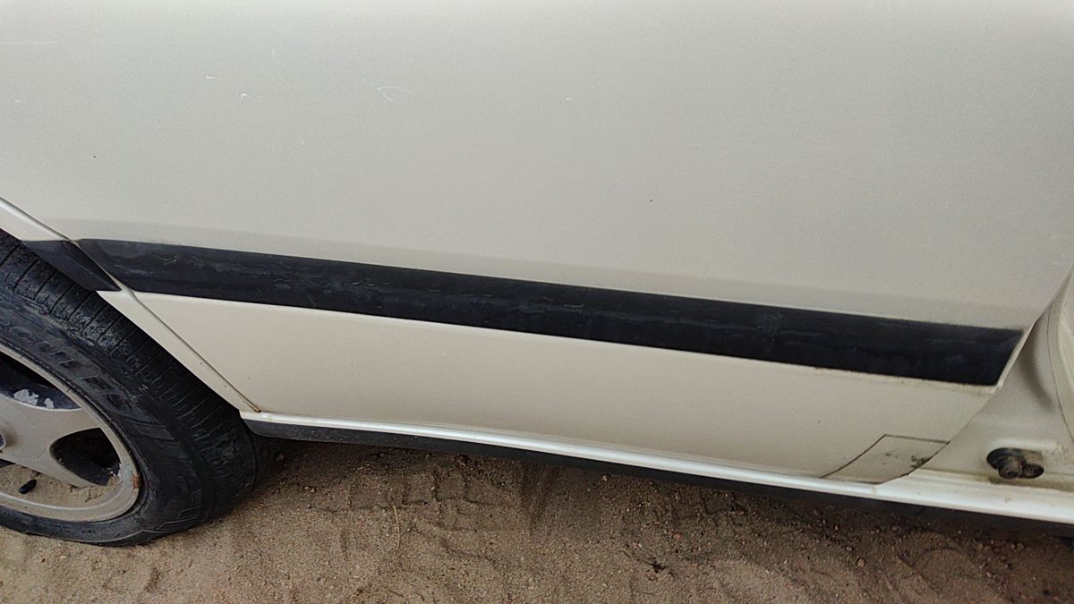 1993 Infinity G20 Passenger Right Rear Moulding From Door Oem Back Trim Strip