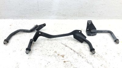 2016 Dodge Ram 4500 Fan Shroud Mount Brackets Brace 6.7L Cummins Oem