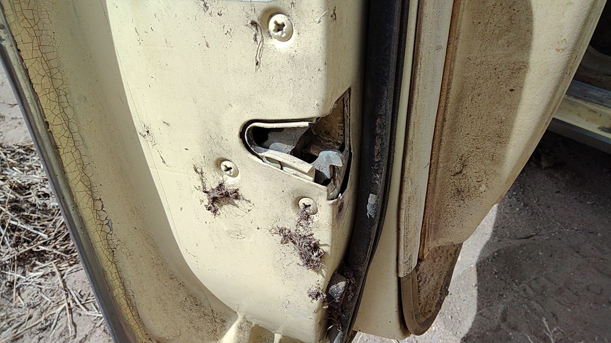 1980 Cadillac Deville Driver Left Front Door Latch With Rods/Cables Oem
