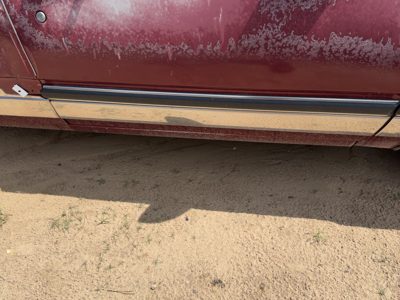 1986 Buick Park Ave Passenger Right Front Moulding From Door Oem Trim Strip