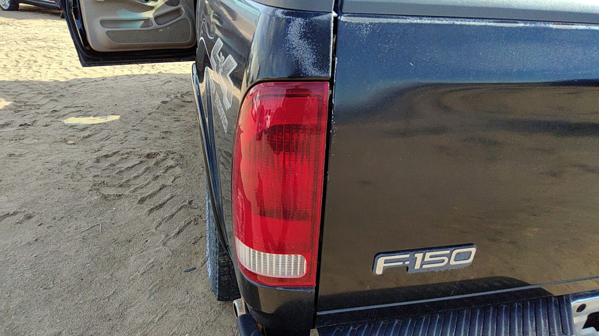 1997-2004 Ford F150 Driver Left Tail Light Oem Brake Lamp Rear