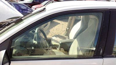 2004-2008 Chevy New Style Malibu Driver Left Front Side Window Door Glass Oem