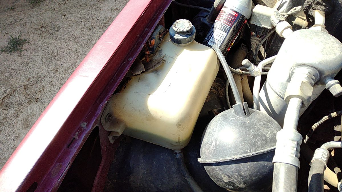1982-1994 S10 Blazer Coolant Reservoir Radiator Overflow Tank Bottle Oem