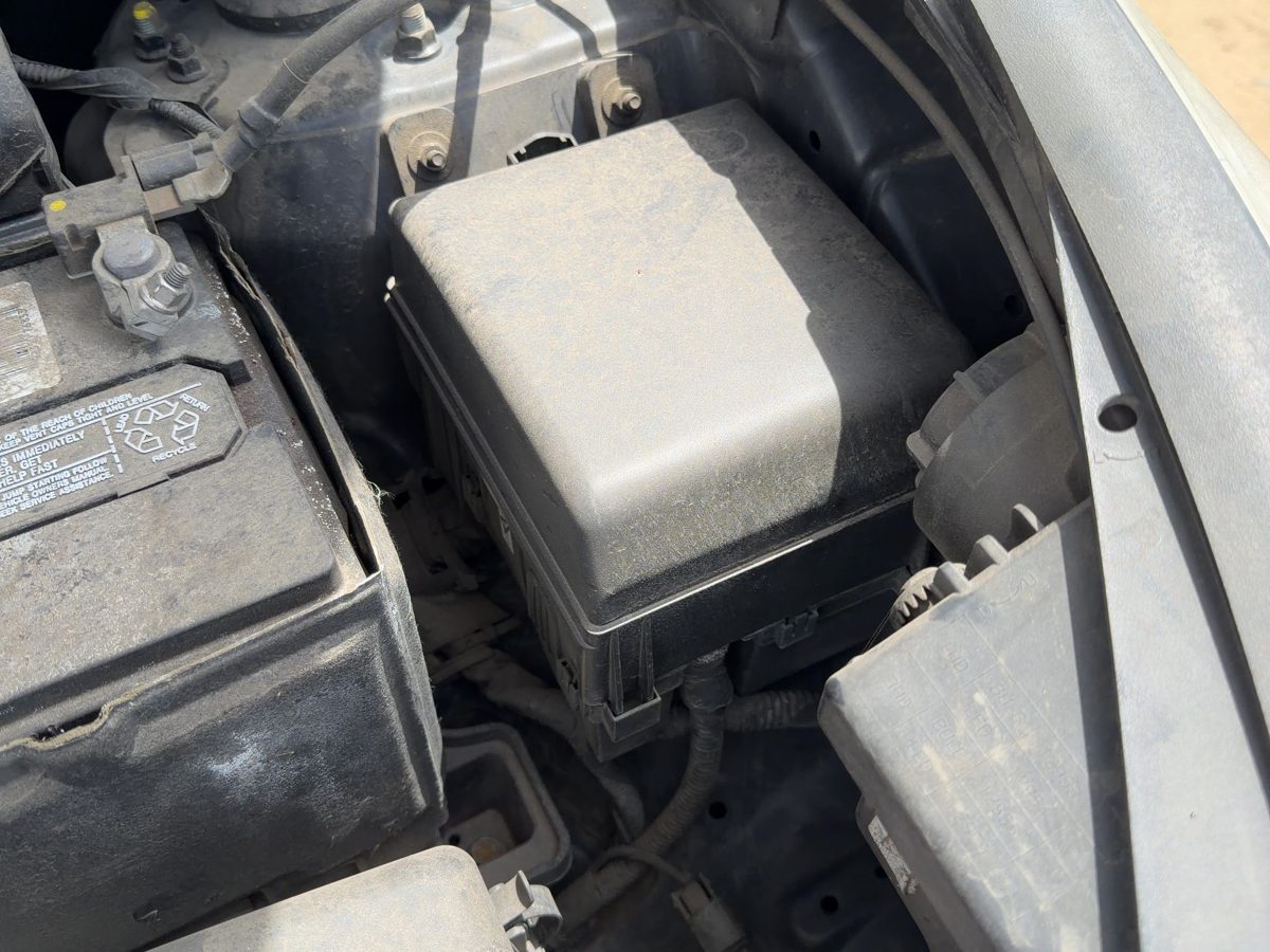 2011-2013 Kia Sportage Engine Fuse Box Power Distribution Panel Oem 2.4L
