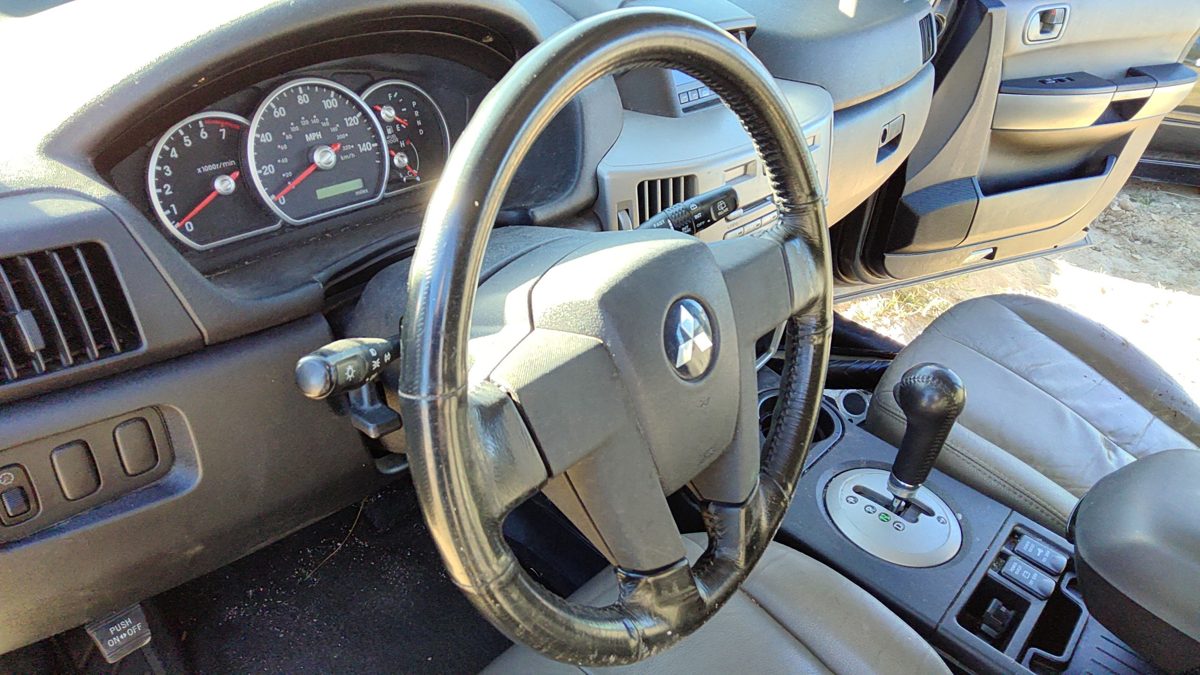 2004 Mitsubishi Endeavor Steering Column