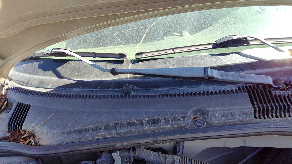 1998-2005 Chevy Cavalier Passenger Right Windshield Wiper Arm Oem Blade Lever