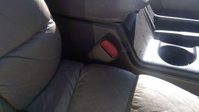 1994 Jeep Grand Cherokee Passenger Right Front Seat Belt Buckle Receiver Brown