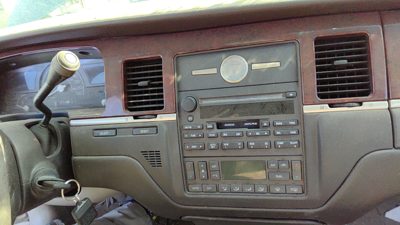 2003-2004 Lincoln Town Car Trim Bezel Around Speedometer Oem Dash Surround Panel