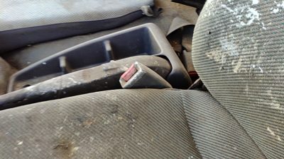 1996 Isuzu Npr Driver Left Front Seat Belt Buckle Receiver Oem Gray