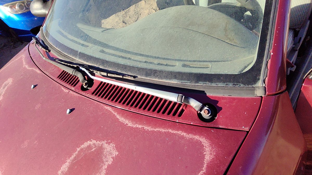 1997 Ford Aspire Windshield Wiper Cowl Vent Trim Panel Oem Cover