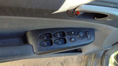 2008 Honda Civic Door Switch Front