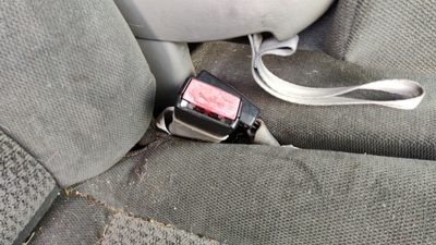 01-04 F350 Powerstroke Passenger Right Front Seat Belt Buckle Receiver Oem Gray