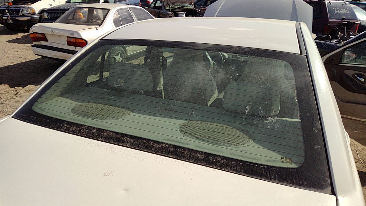 2004-2008 Chevy New Style Malibu Back Glass Rear Window Oem 10356101