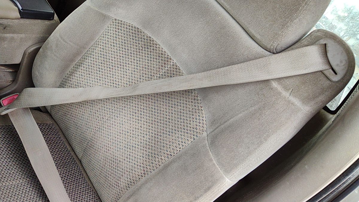 01-02 Silverado 2500 Driver Left Front Seat Belt Retractor Oem Shoulder Tan 52D