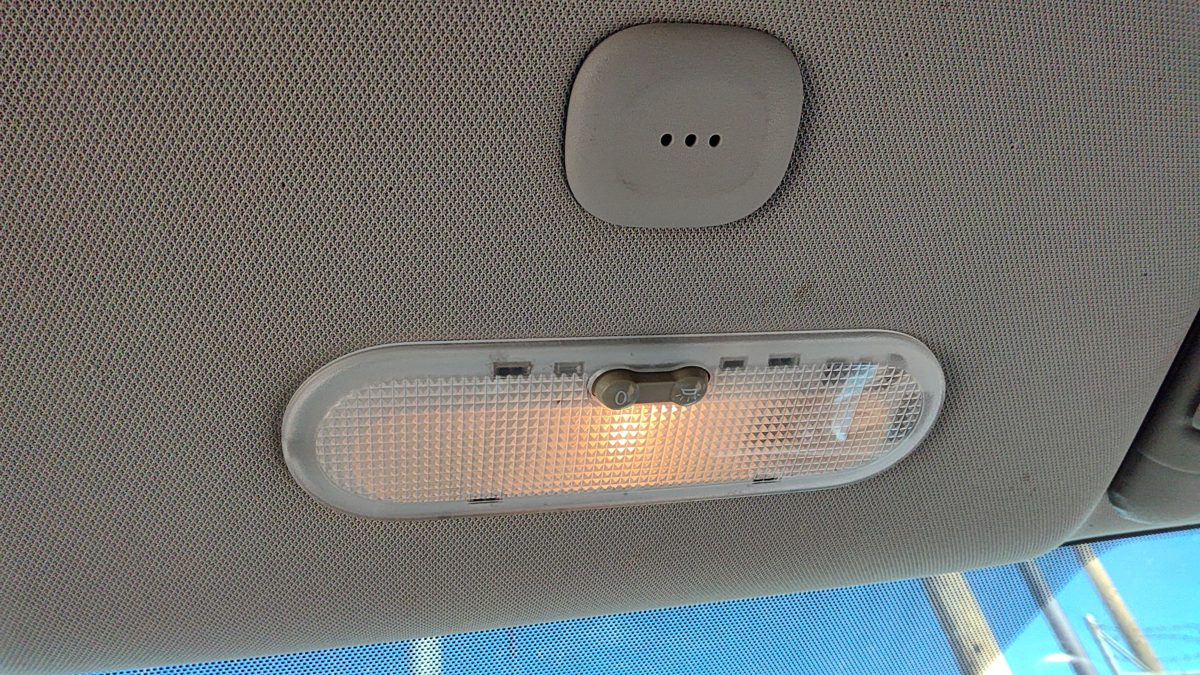 2015 Nissan Versa Note Center Overhead Console Oem Dome Light Map Lamp