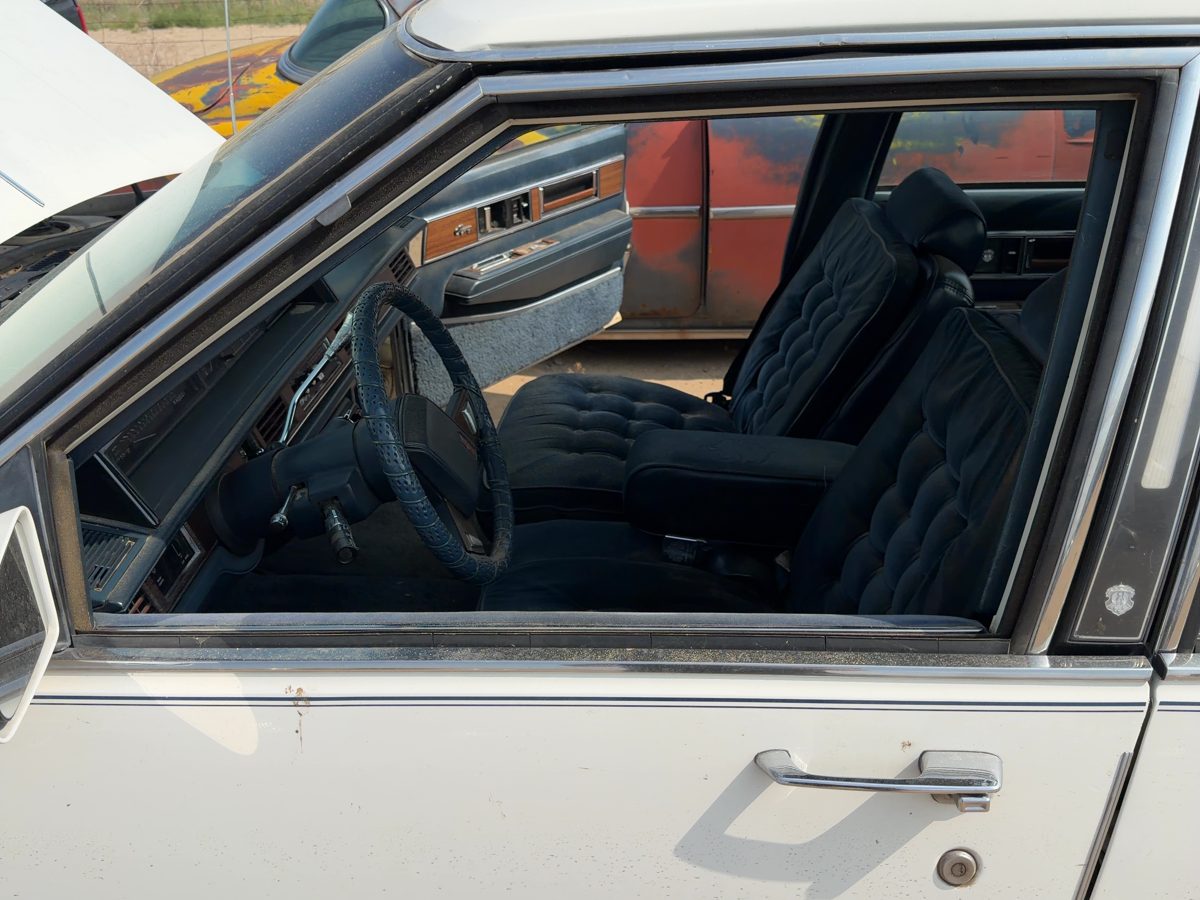 1985-1987 Oldsmobile 98 Driver Left Front Side Window Door Glass Oem 20612769