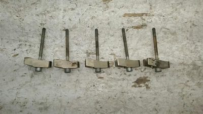 2004-2006 Dodge Sprinter Van 3500 Injector Hold Downs Set Oem 68001837Aa