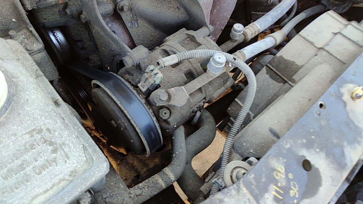 1994-98 Saturn Sl1 Ac Compressor Air Conditioner Pump Assembly Oem Sohc 21031323