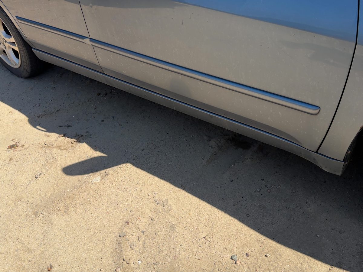 06-07 Accord Passenger Right Lower Rocker Panel Moulding 3.0L Cool Blue B542M