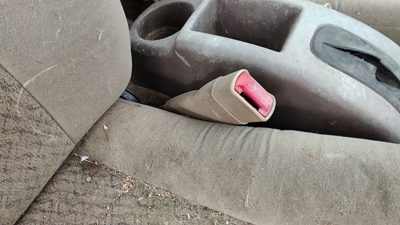 1997 Ford Escort Passenger Right Front Seat Belt Buckle Receiver Oem Tan