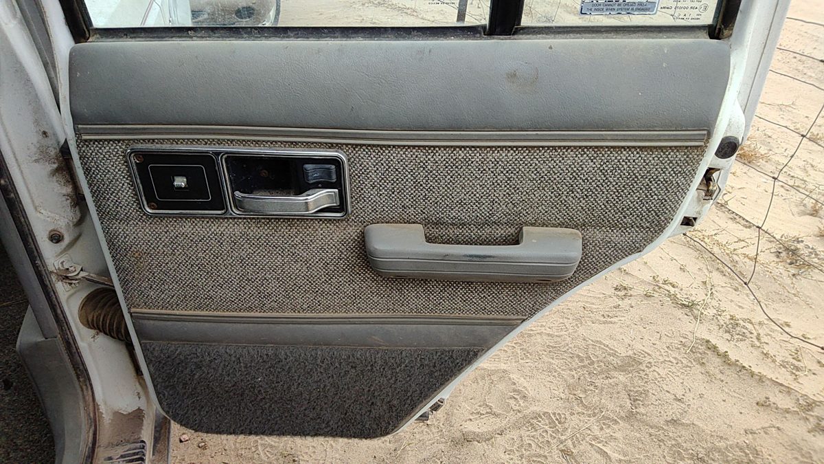 1992 Jeep Cherokee Passenger Right Rear Door Trim Panel With Switches Back Gray