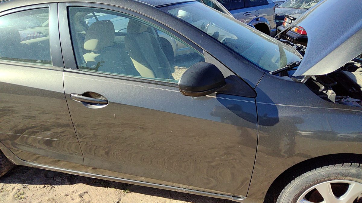 2010 Mazda 3 Front Door