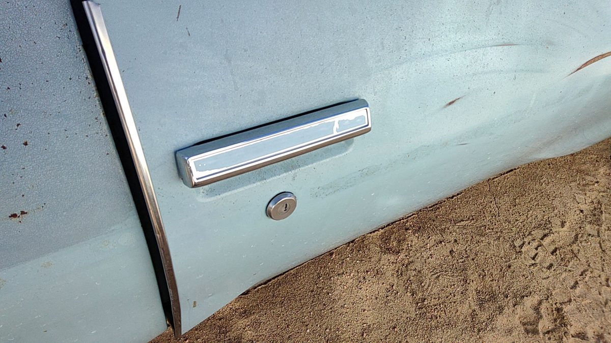 1975 Cutlass Supreme Passenger Right Front Outside Door Handle Blue 2 Door Coupe