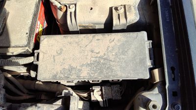 2010-2012 Ford Fusion Engine Fuse Box Power Distribution Panel Oem 2.5L
