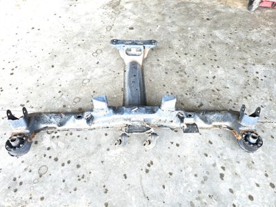 2001-2005 Buick Lesabre Rear Crossmember Subframe Support 22731513