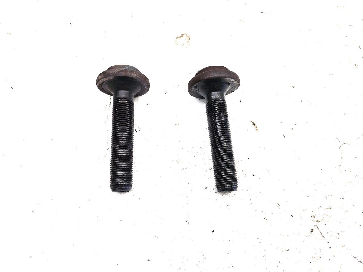 1998-2005 Vw Passat Driver Left Front Axle Shaft Bolts Oem Hardware