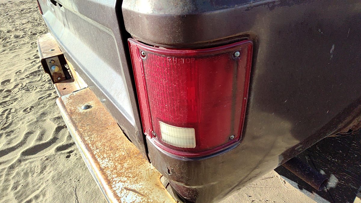 1973-1991 Gmc Sierra C3500 Passenger Right Tail Light Brake Lamp Oem Rear