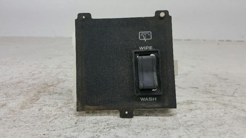 1992 Jeep Cherokee Rear Back Glass Wiper Switch Control Button