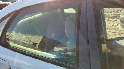 1996-2007 Ford Taurus Passenger Right Rear Side Window Door Glass Oem Back