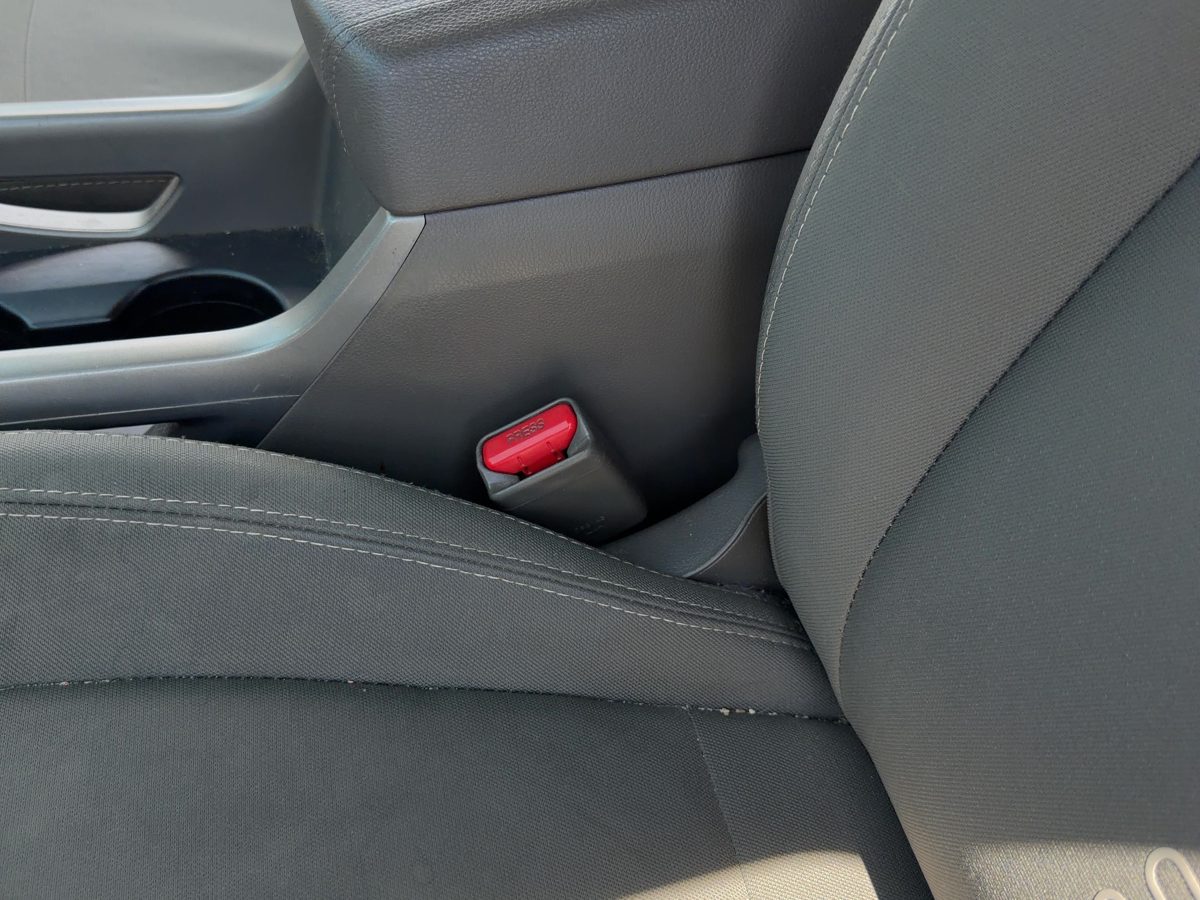 2011-2016 Kia Sportage Driver Left Front Seat Belt Buckle Receiver Oem Gray Gah
