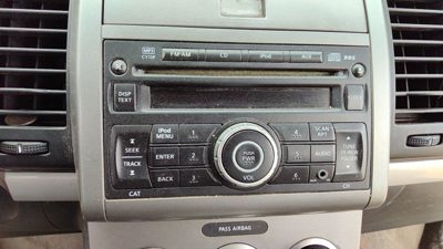 2010 Nissan Sentra Audio & Visual Equip.(radio)