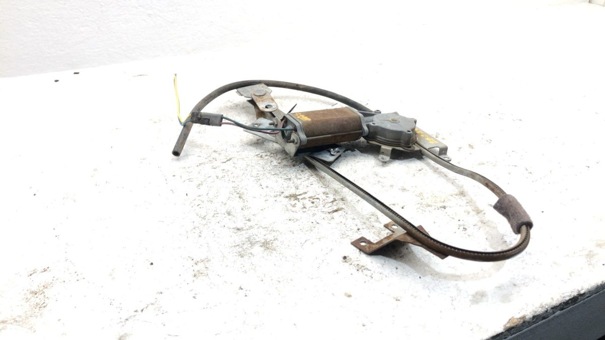 84-86 Jeep Cherokee Driver Left Front Power Window Regulator With Motor 55000661