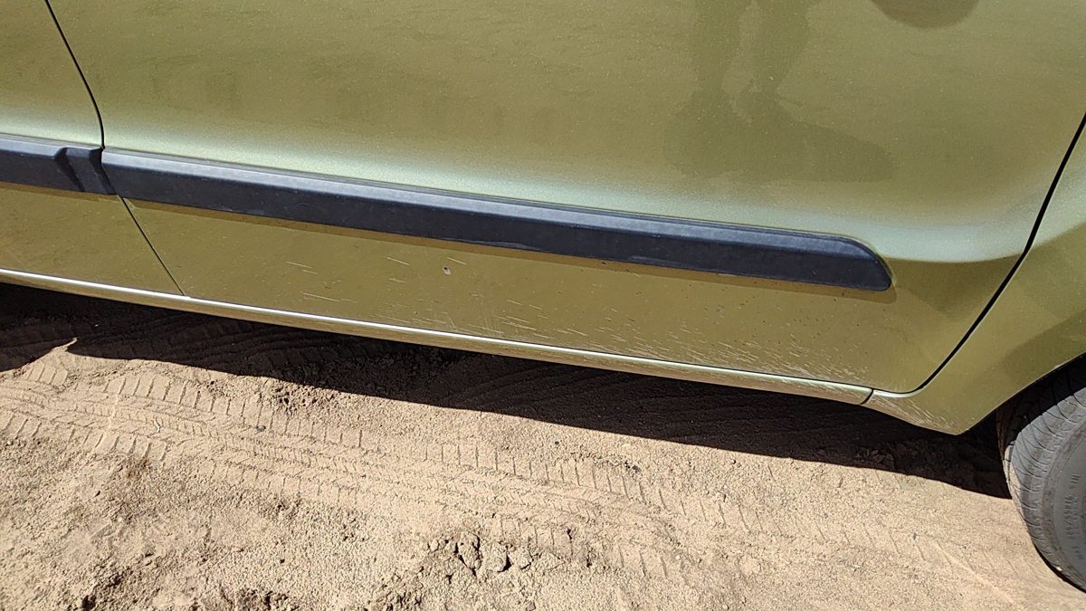 2010-2013 Kia Soul Passenger Right Front Moulding From Door Oem Trim Strip