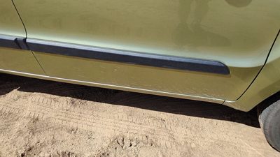2010-2013 Kia Soul Passenger Right Front Moulding From Door Oem Trim Strip