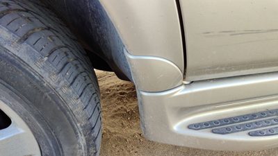 2005 Mercedes Ml350 Passenger Right Rear Moulding On Quarter Panel Oem Gold