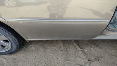 00-05 Deville Dts Passenger Right Rear Moulding From Door Back Trim Shale 156