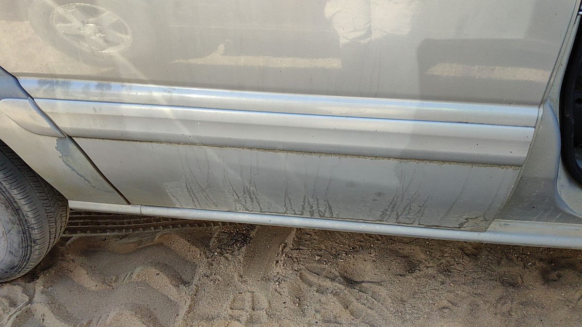 00-05 Venture Passenger Right Rear Moulding From Door Back Trim Strip Silver 17U
