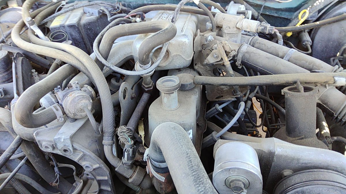 1988 Ford Pickup F150 Valve Cover